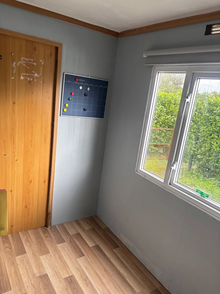 Mobile Home - Image 3