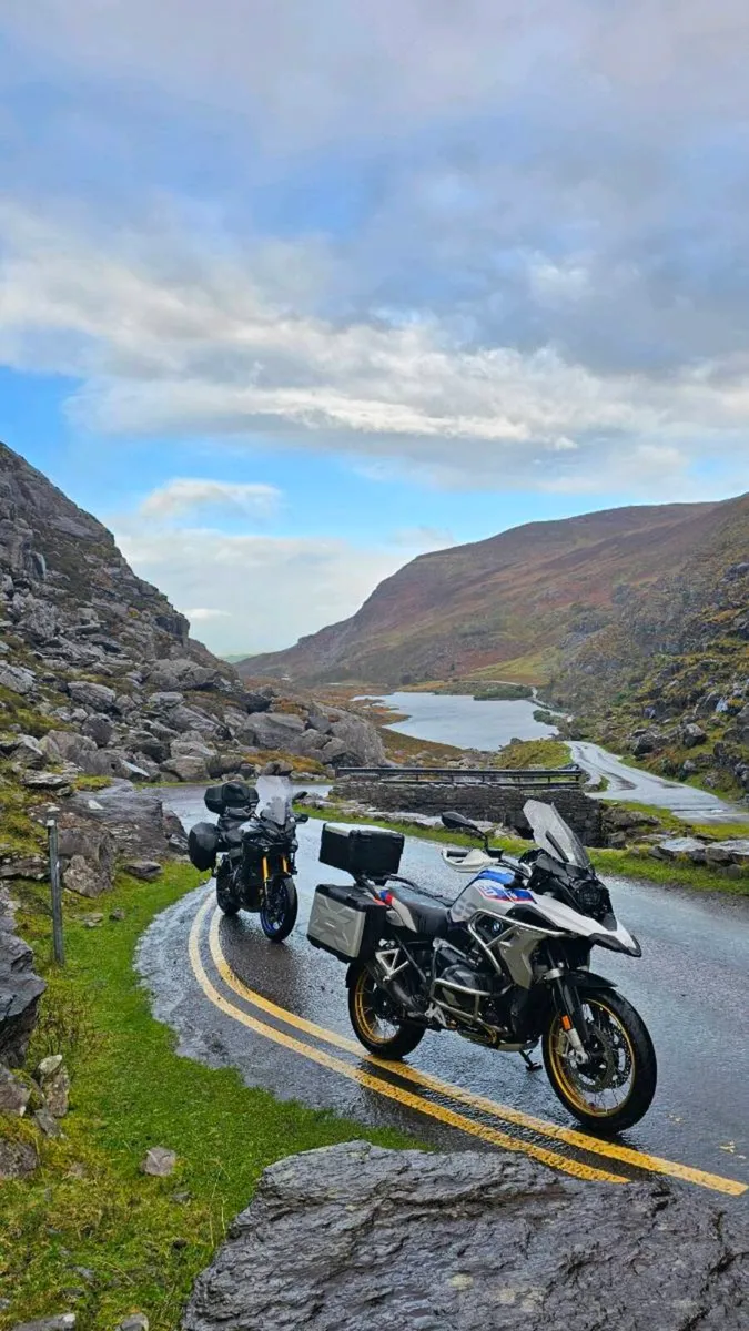 BMW r1250gs HP Rallye LOW MILEAGE - Image 2