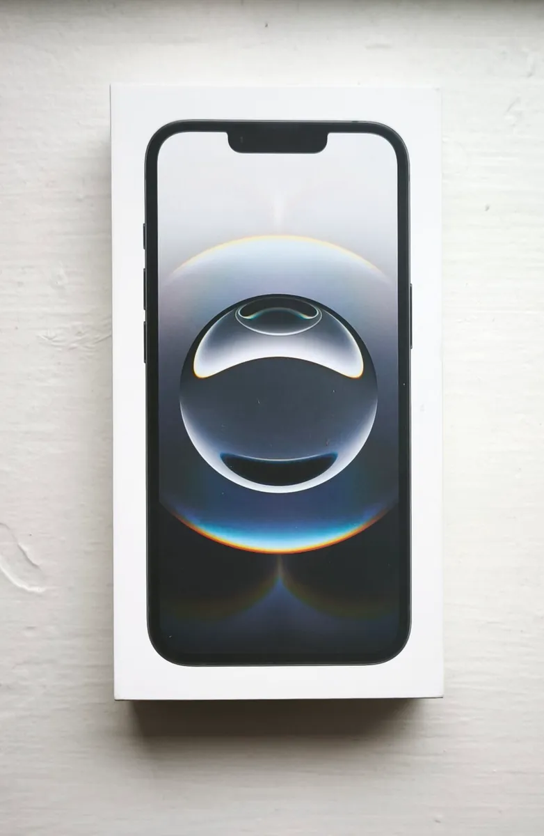 iPhone 16e 128g black - Image 1