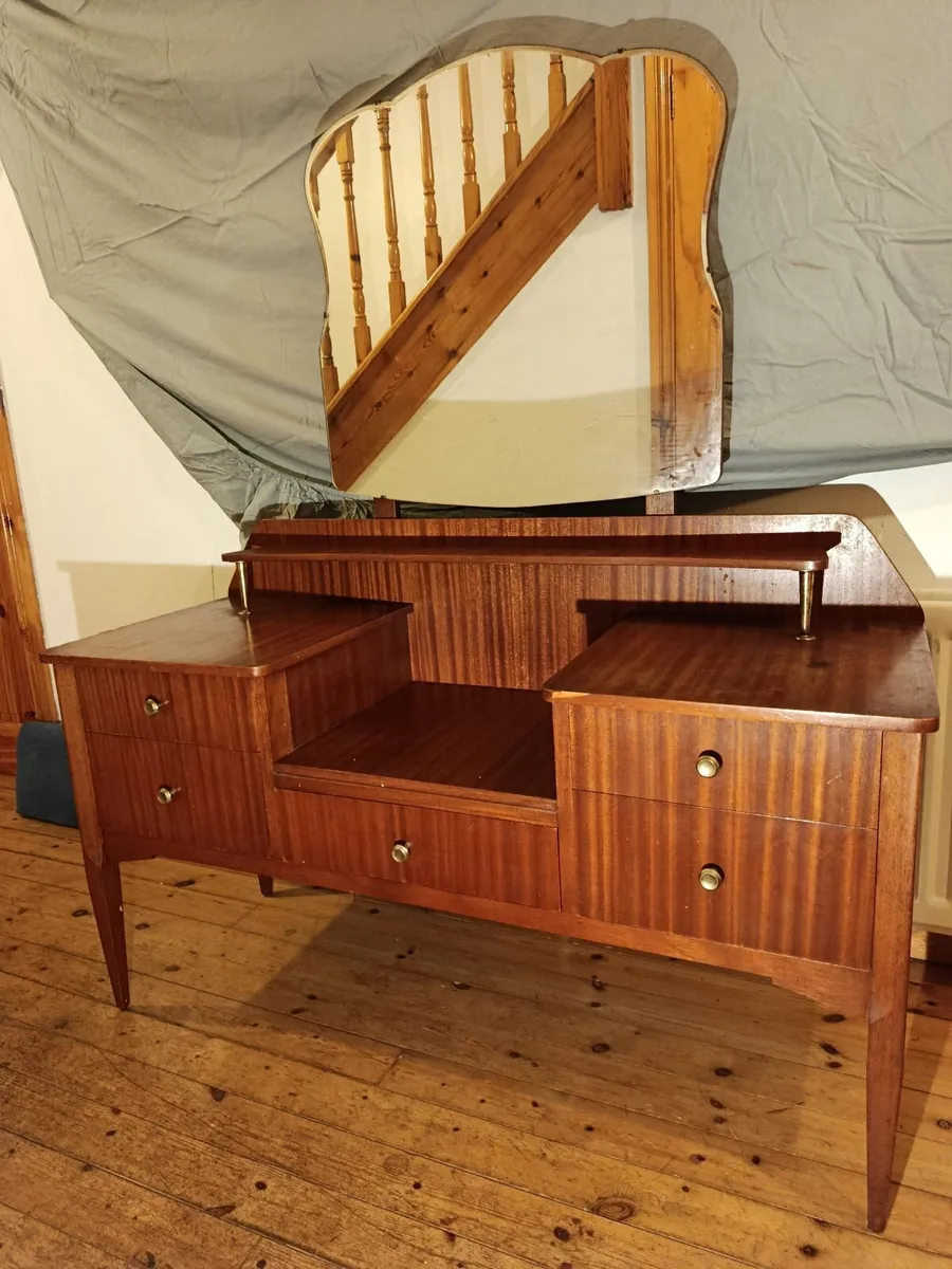 Mid Century dressing table - Image 1