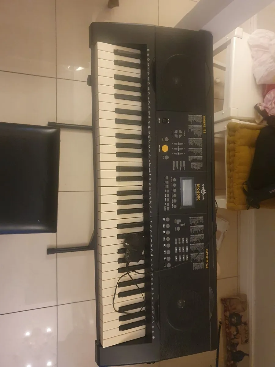 Keyboard for sale - Image 3