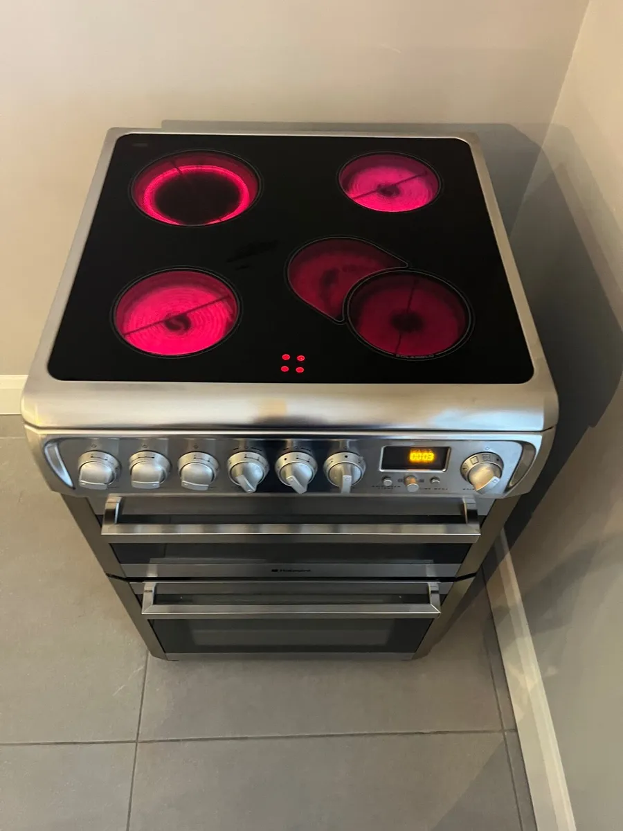 Hotpoint cooker - Image 2