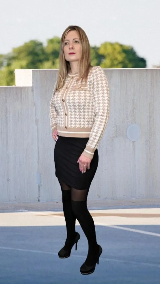 Paris beige sweater with patterns - Image 3