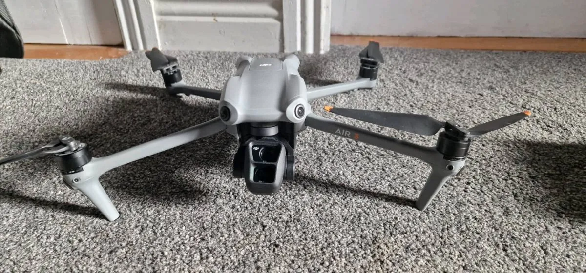 DJI Air 3 Fly More Combo + RC 2 + DJI ND Filter Se - Image 1