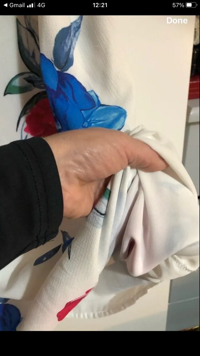 Ladies stunning dress size L €5 - Image 2