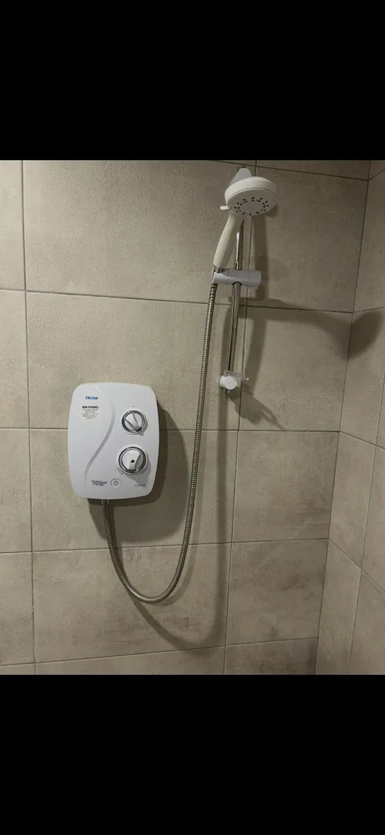 Bathroom wear - Image 3