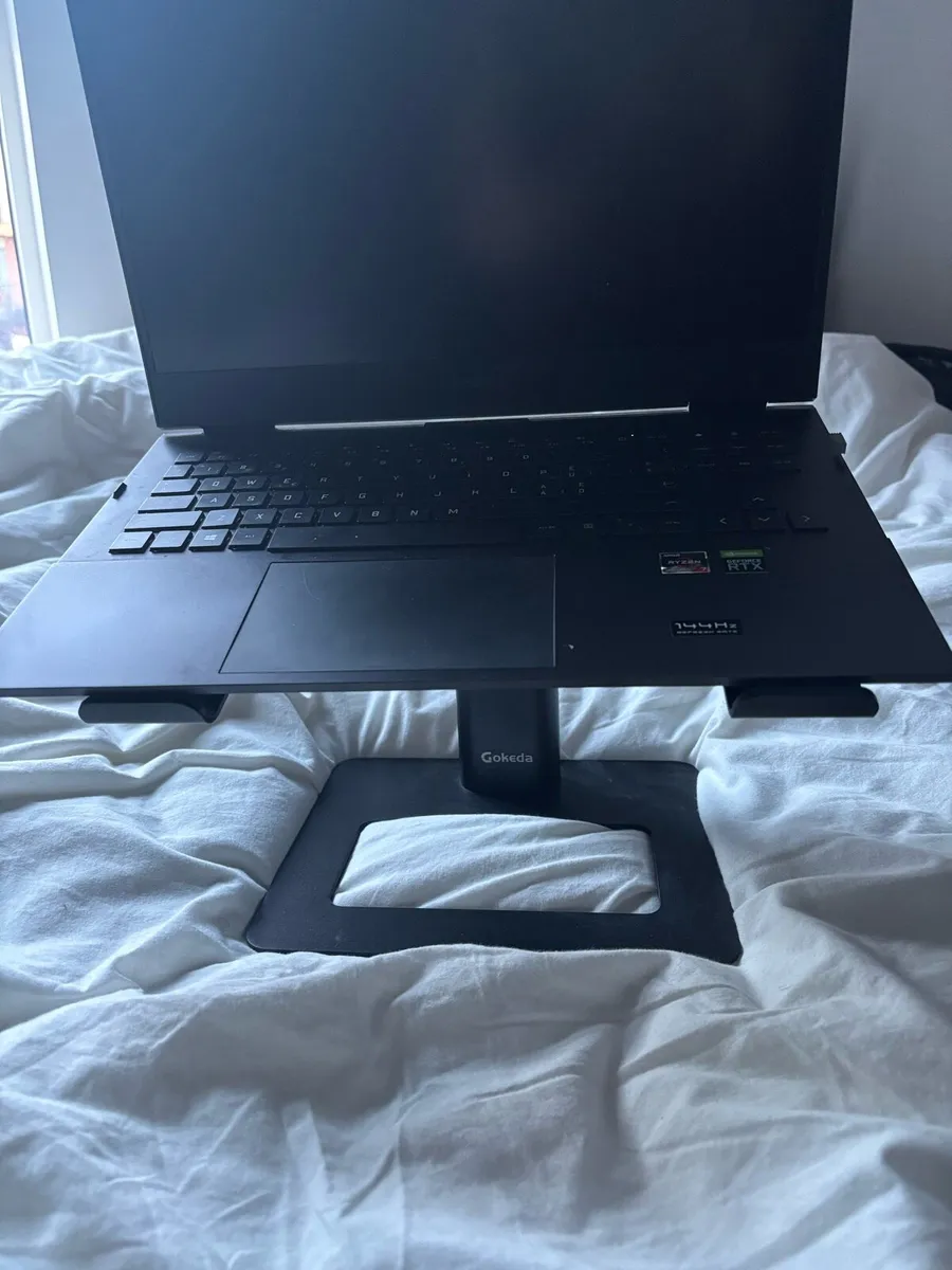 adjustable laptop pc stand - Image 1