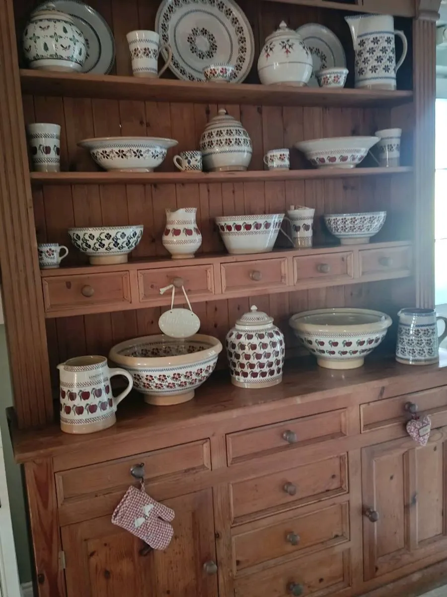 Large pine dresser delivery arranged - Image 2