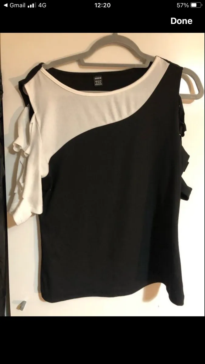 Ladies  stunning top size XL €3 - Image 2