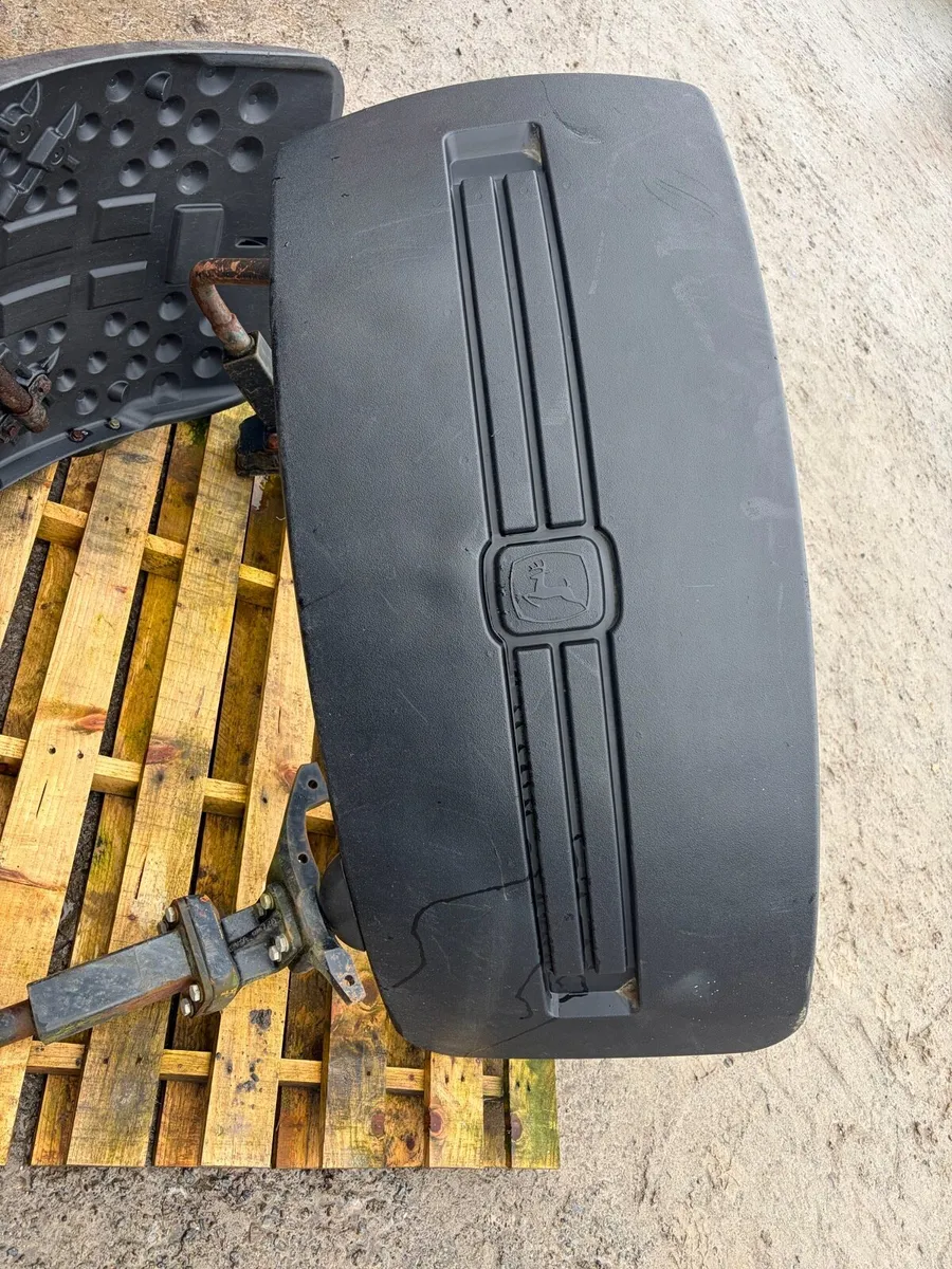 John Deere front mudguards - Image 1