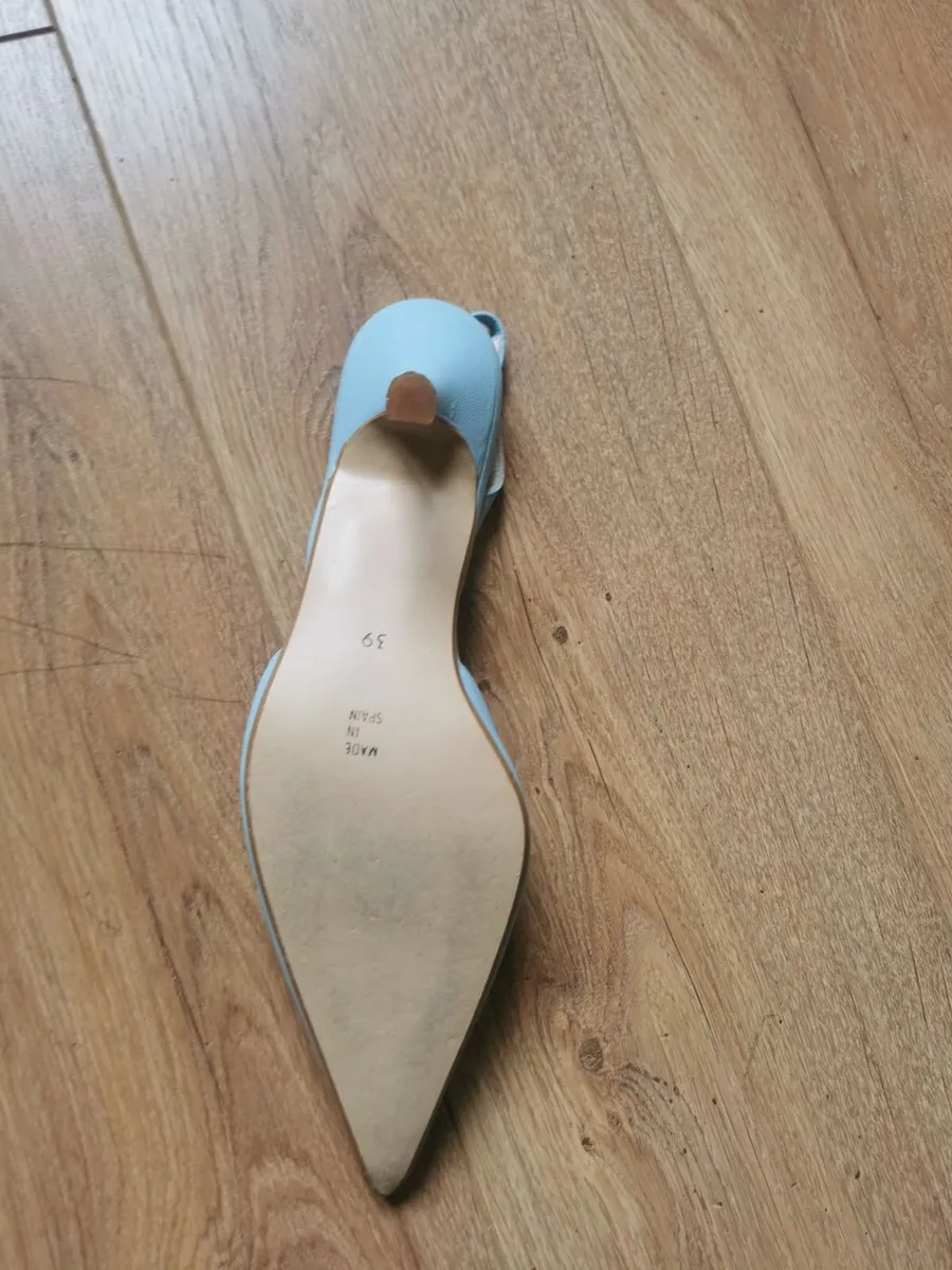 Michael Amber beautiful suitable for a wedding - Image 4