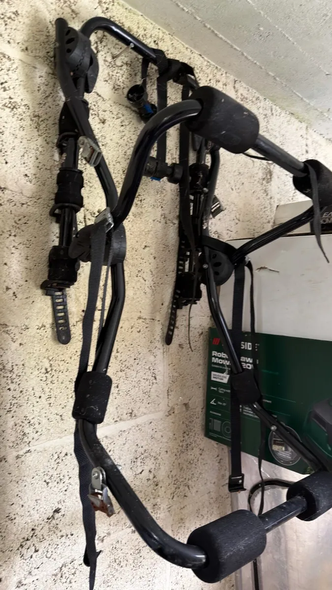 HALFORDS Rear High Mount Bike Carrier - Image 2