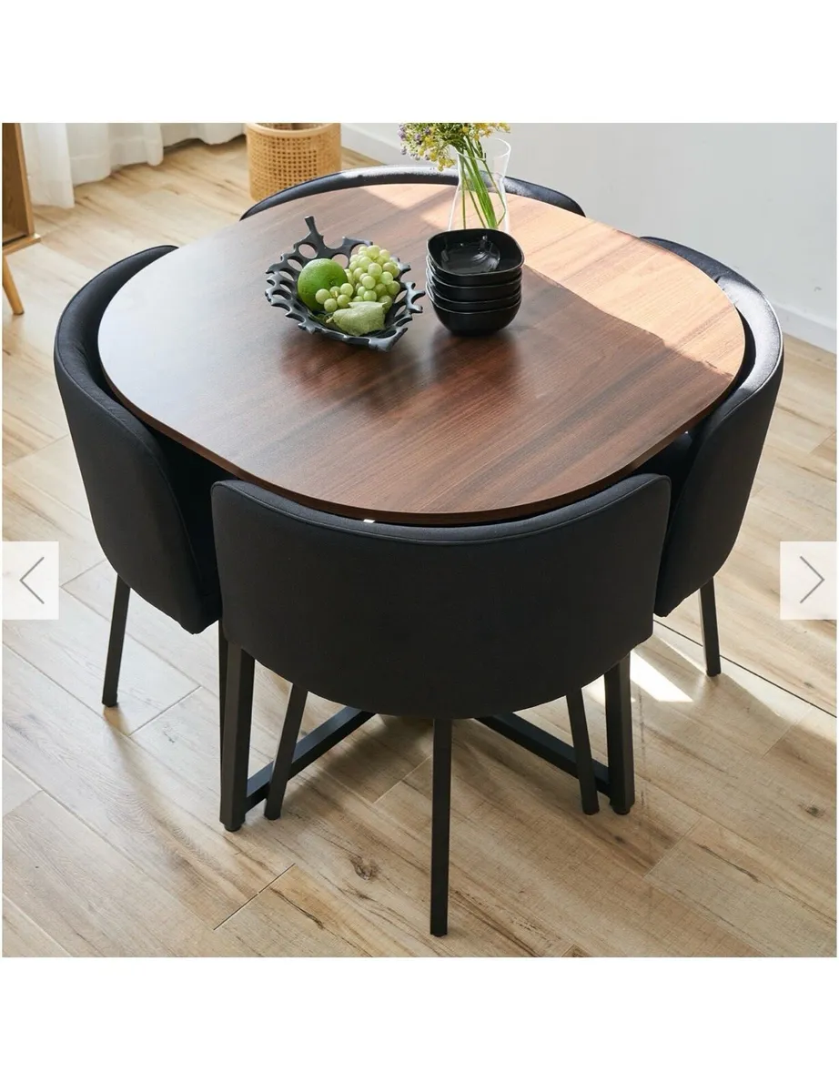 Dining table and chairs - Image 2