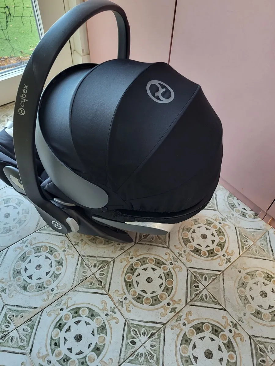 Cybex cloud car seat - Image 1