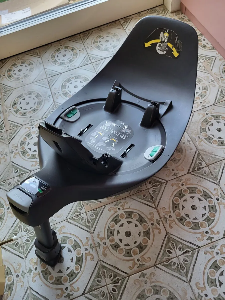 Cybex cloud car seat - Image 2