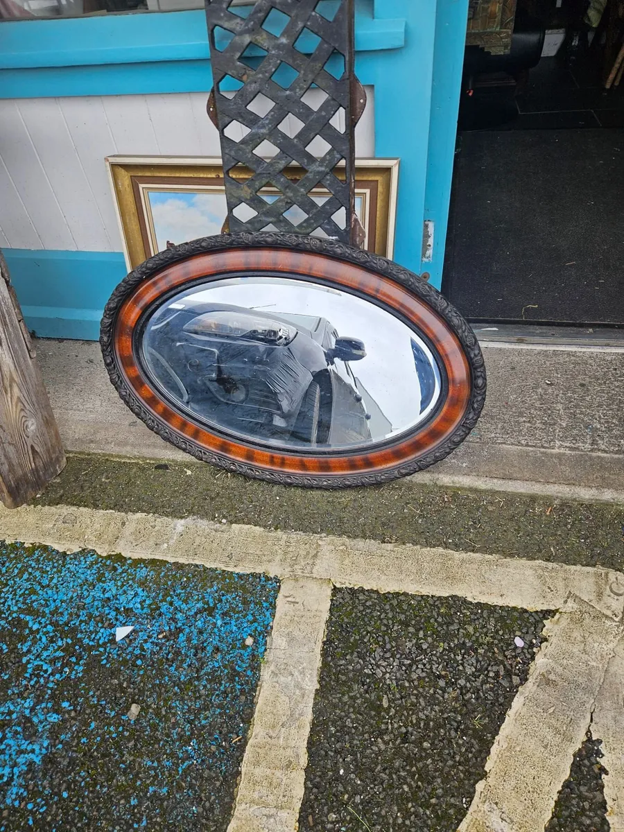 Vintage Bevelled Oval Shaped Mirror - Image 3