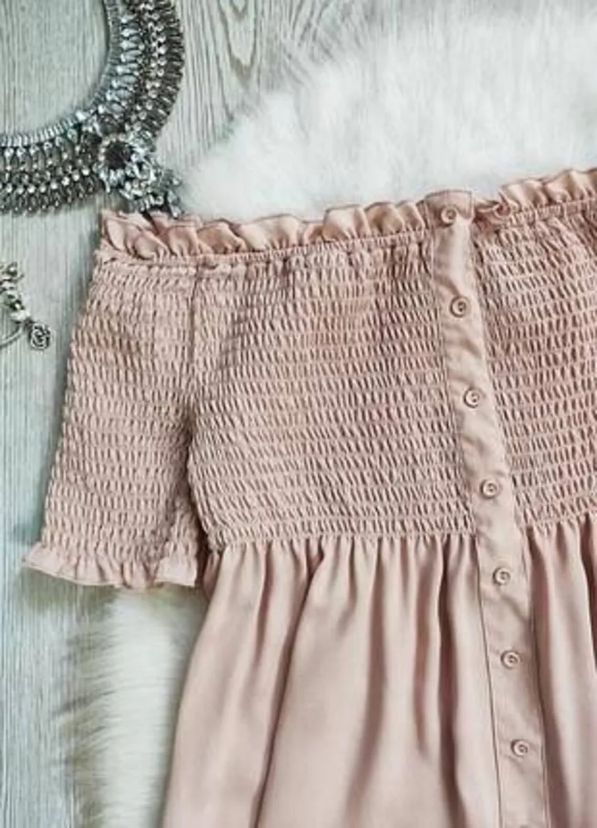 Stylish Off-the-Shoulder Blouse - Image 4