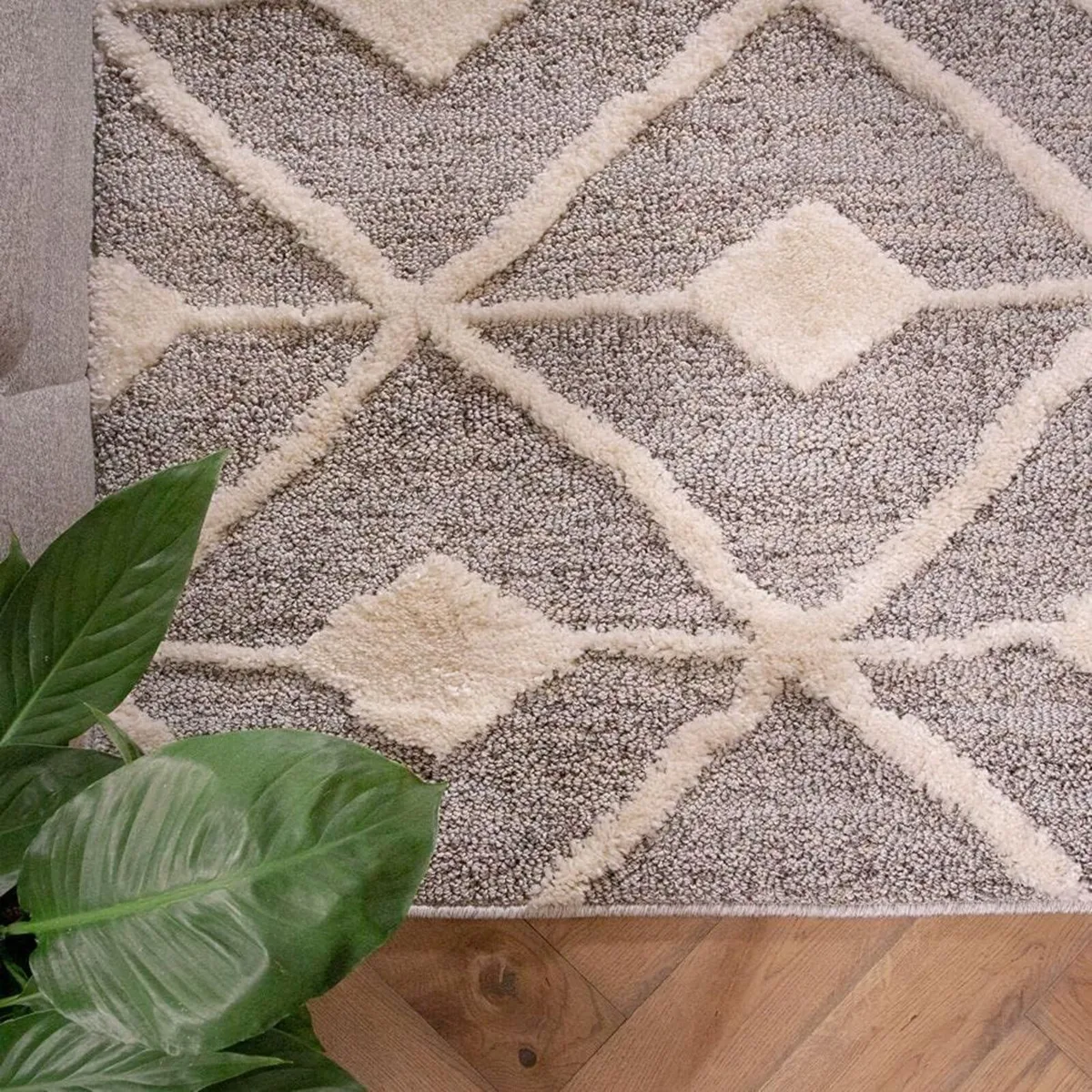 Grey Ivory Textured Trellis Striped Rug Large - Image 3