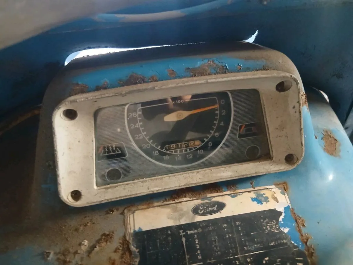 Ford 4000 - Image 4