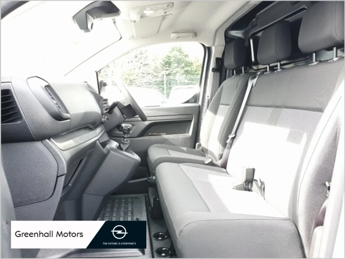 Opel Vivaro L2H1 SPORTIVE - Image 4