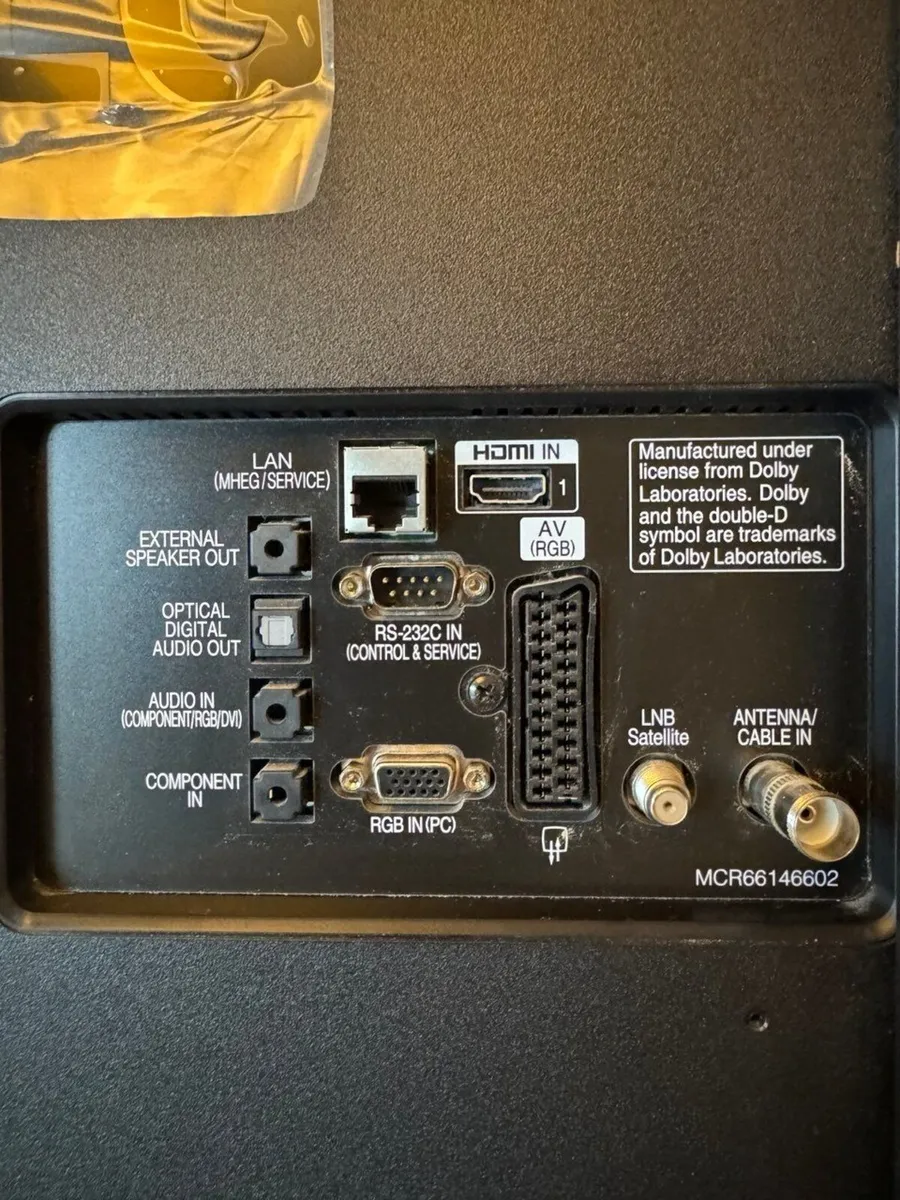 LG 42" Full HD LED TV — Works Perfectly | With Rem - Image 4