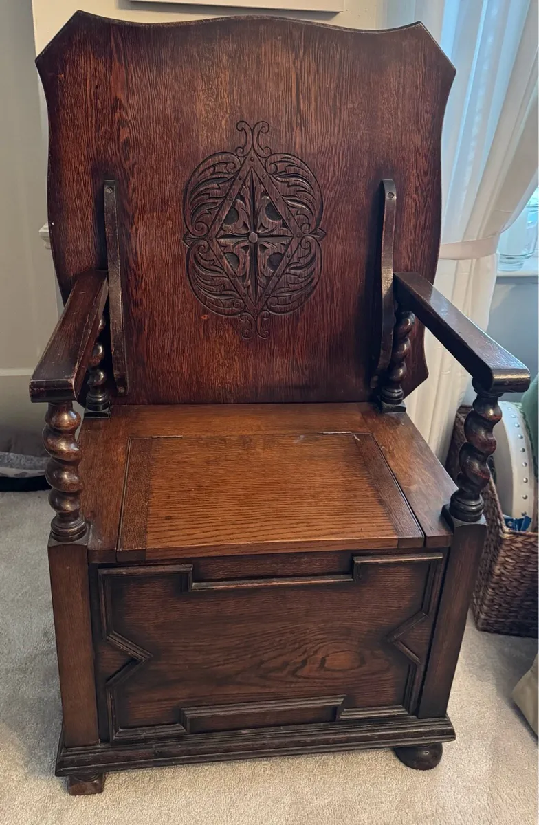 Victorian era Antique Monks Bench solid oak - Image 1