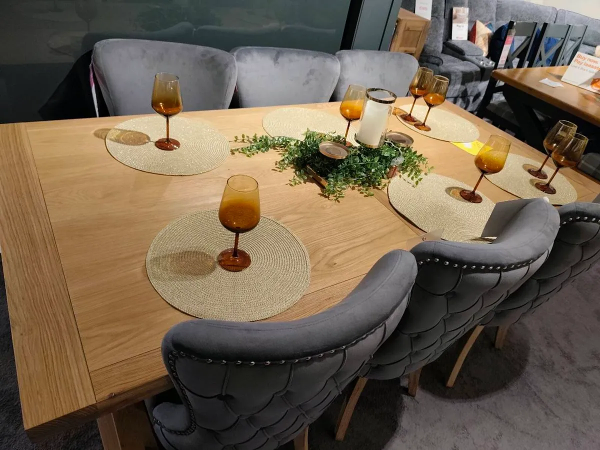 Brand New 200cm Oak Dining Table - Image 2