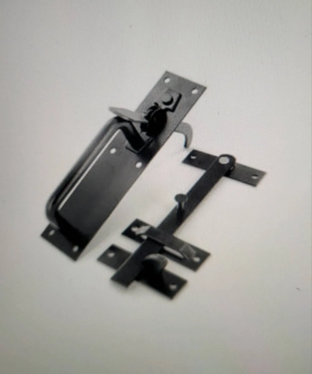 Suffolk door latches - Image 1