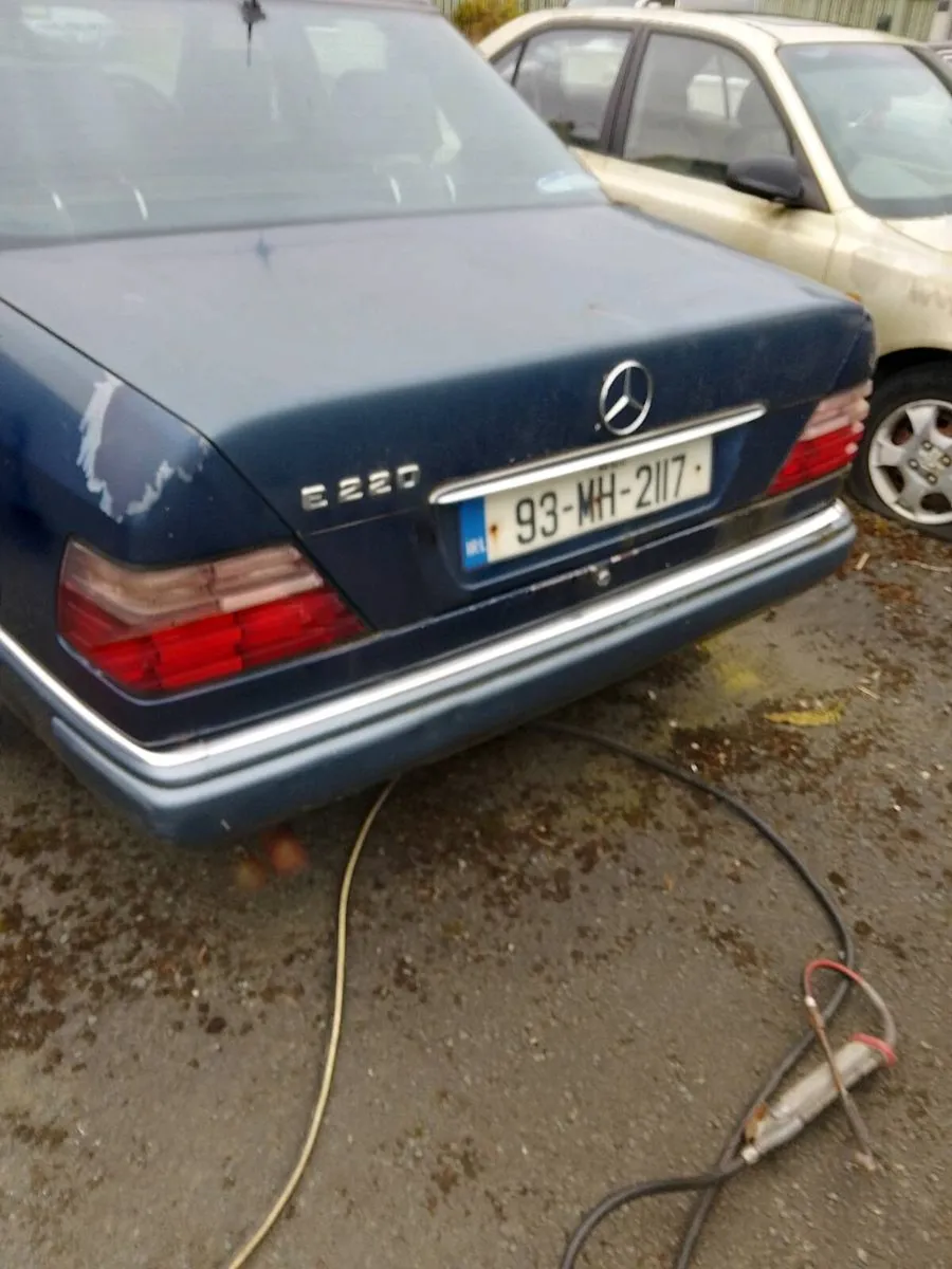 Mercedes 250 diesel w124, export? - Image 1