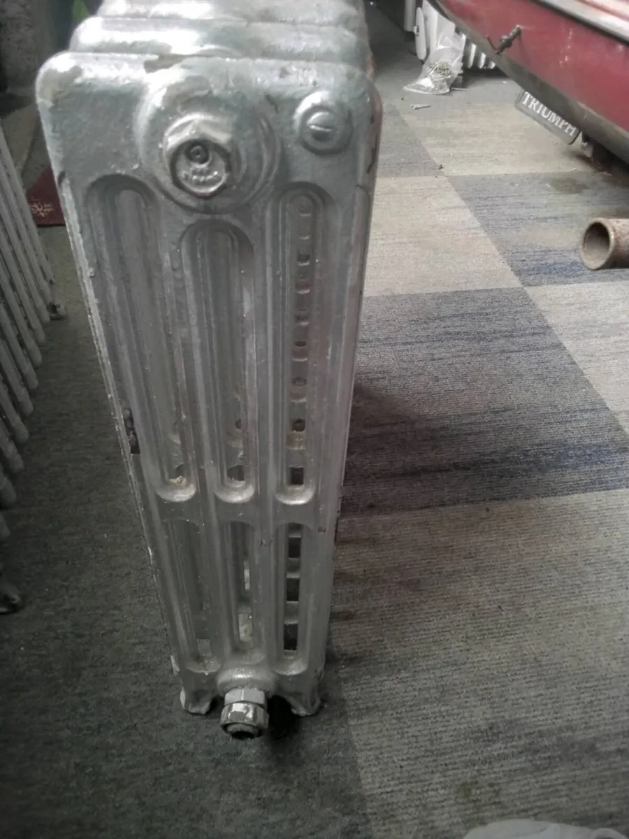 Cast iron radiators - Image 2
