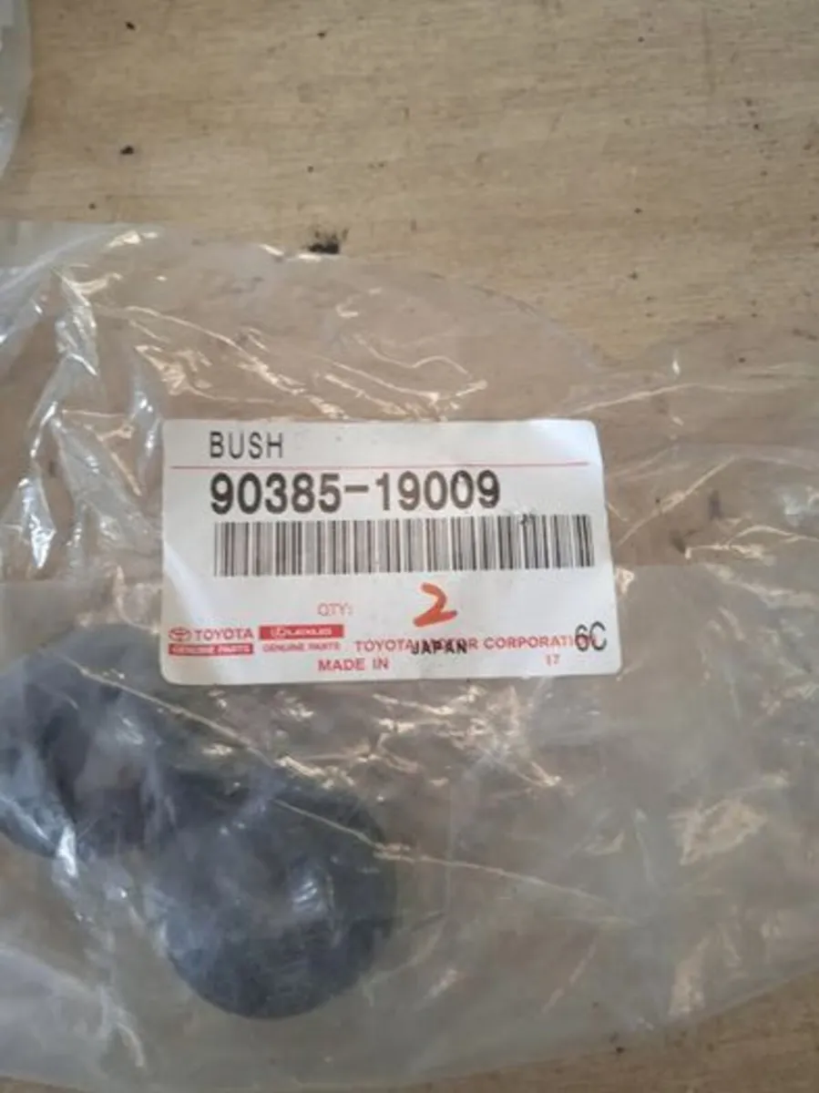 Toyota rear shock bushings - Image 1