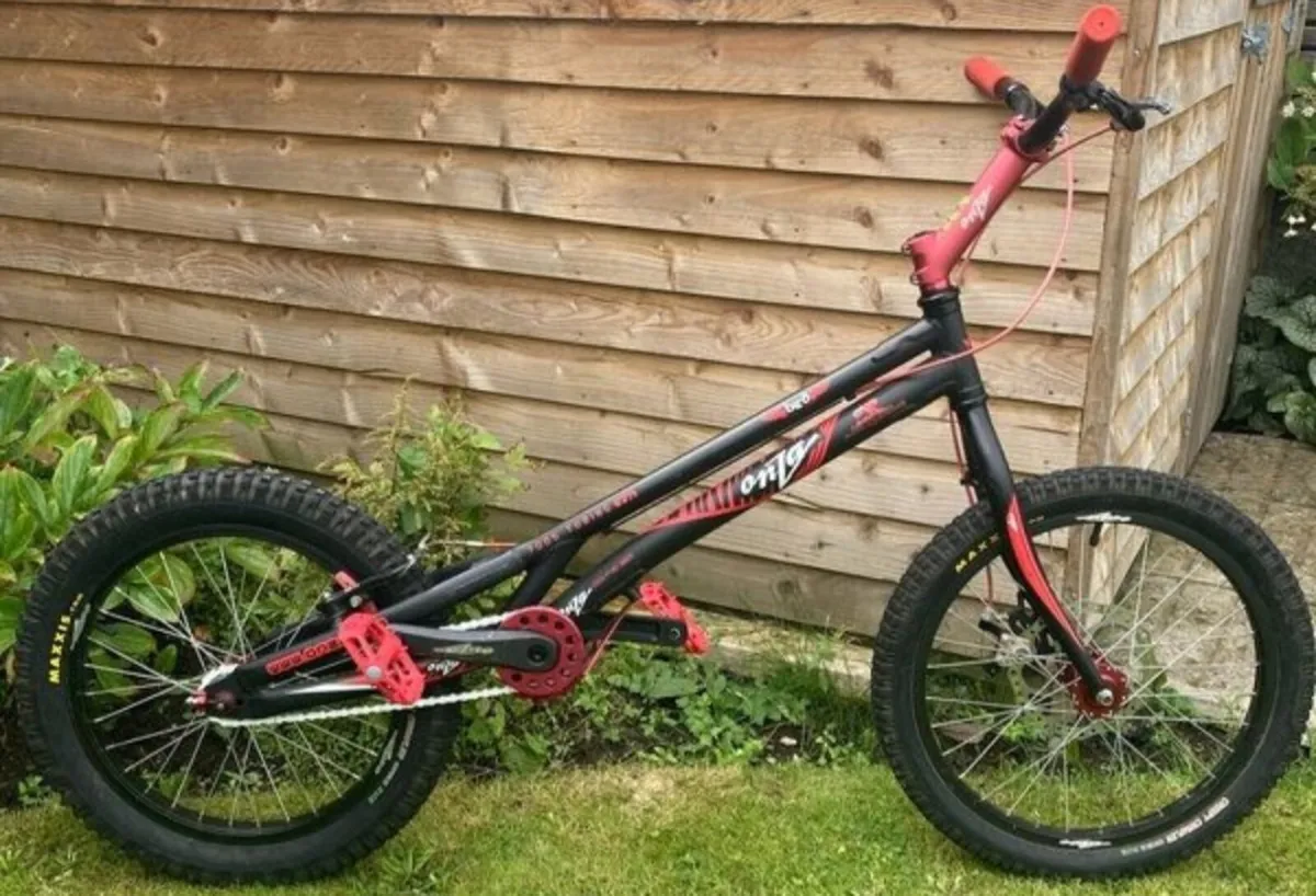 Onza T Bird Trials Bike - Image 1