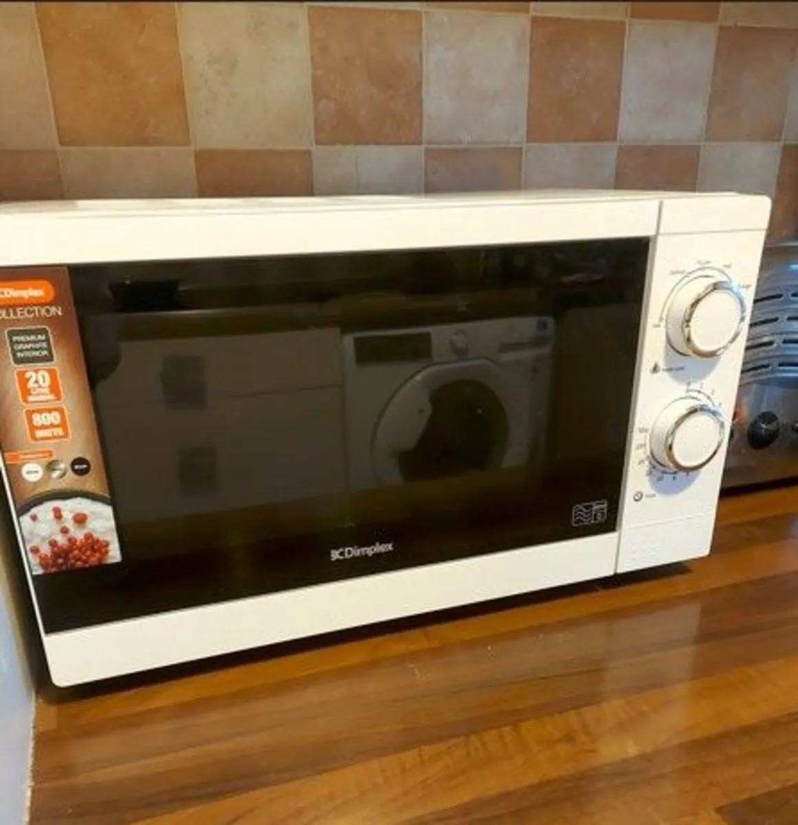 Dimplex Microwave - Image 1