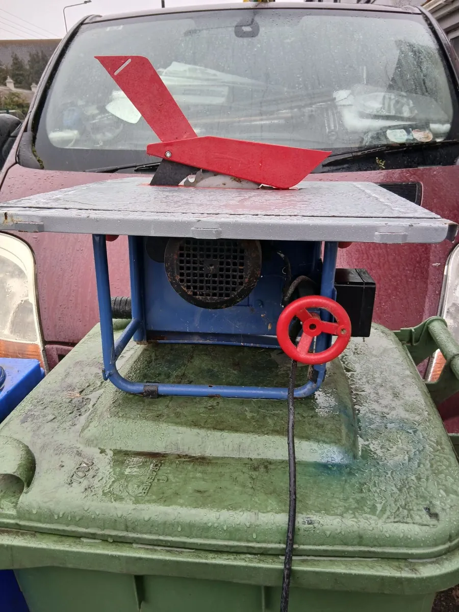 Table saw working 100-percent perfect - Image 3