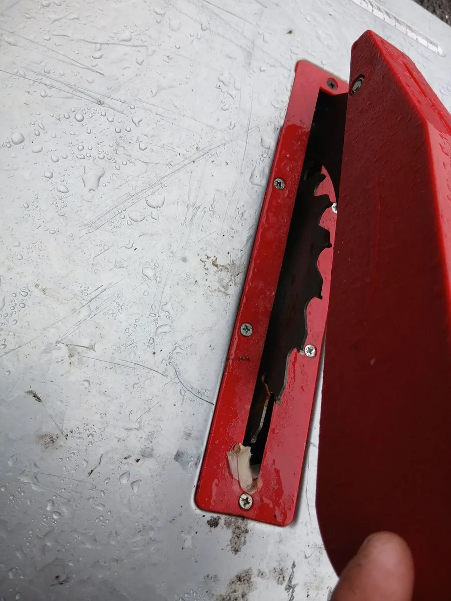 Table saw working 100-percent perfect - Image 4