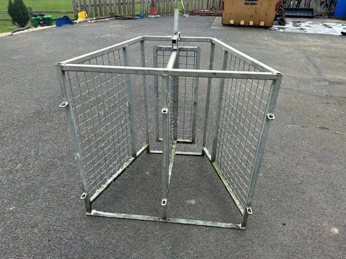 Sheep Dividing Gate - Image 2