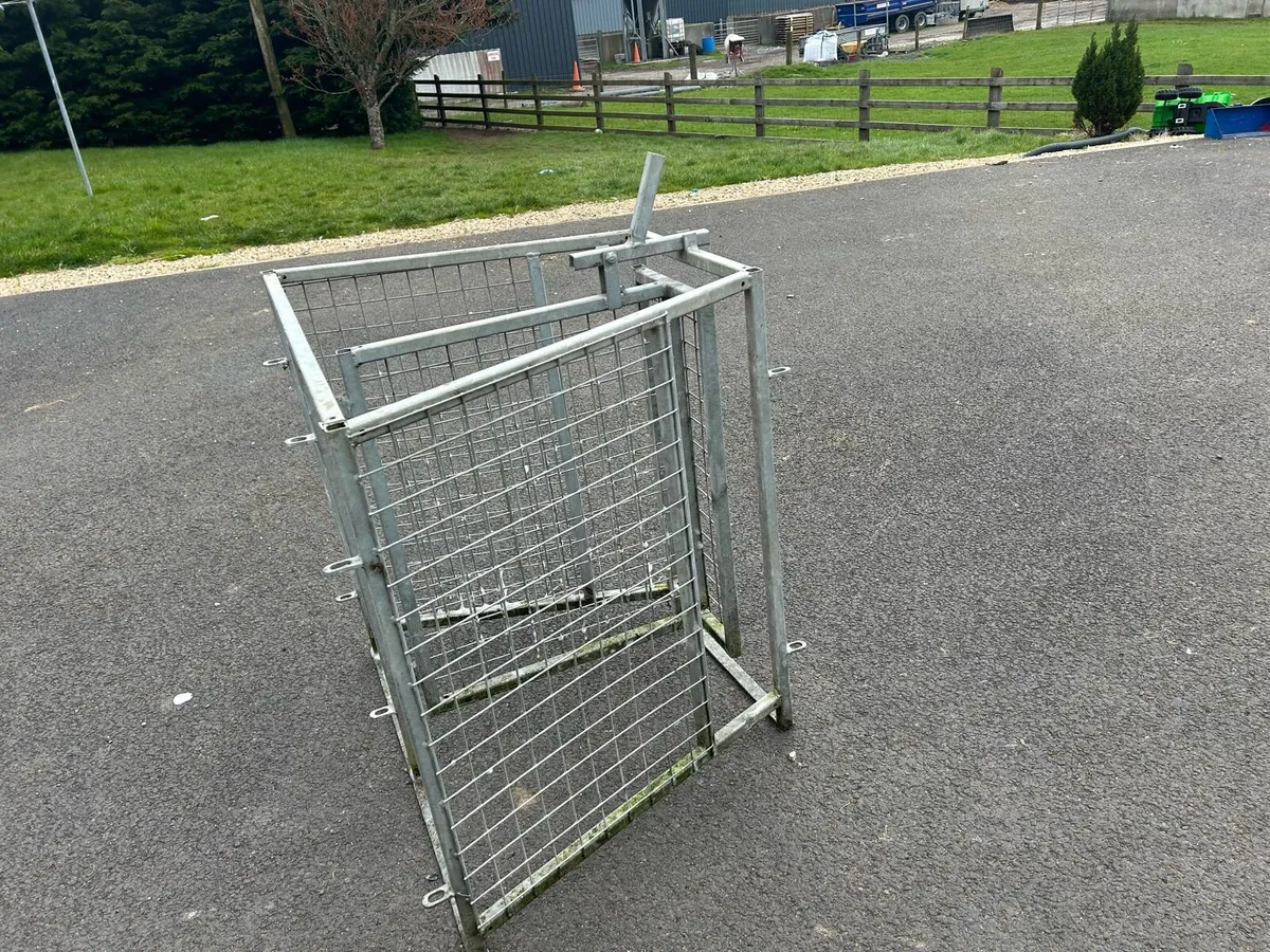 Sheep Dividing Gate - Image 3
