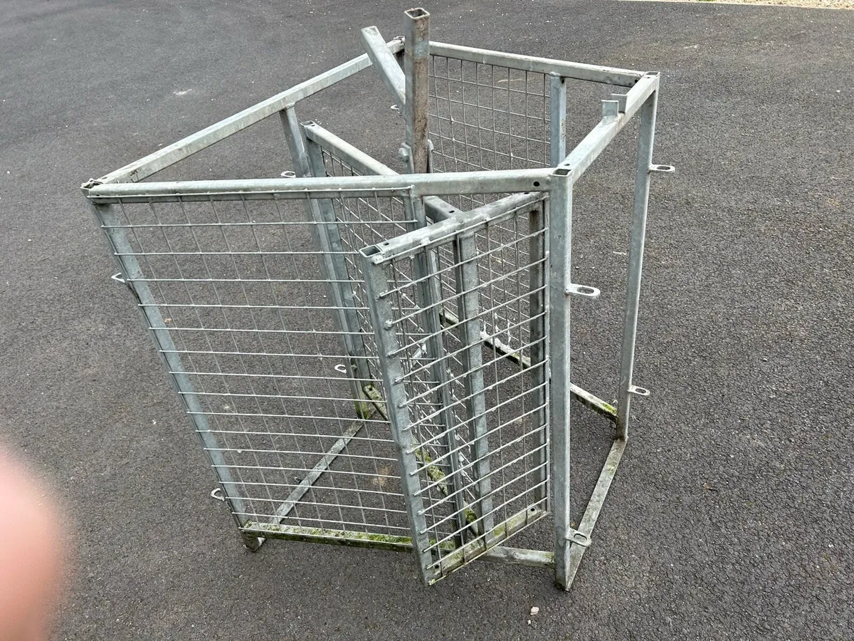 Sheep Dividing Gate - Image 4