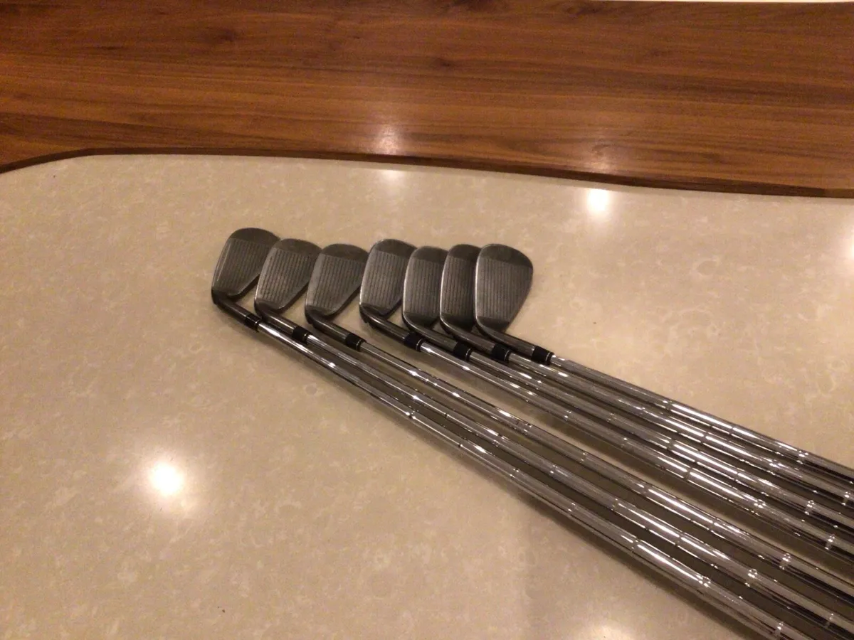 Golf clubs - Image 1