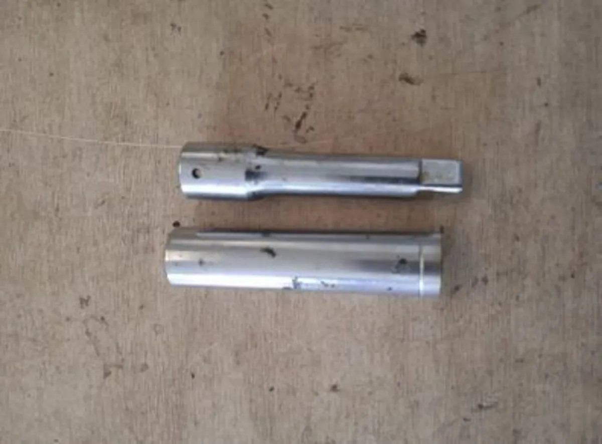 8mm deep socket and ext. 1/4