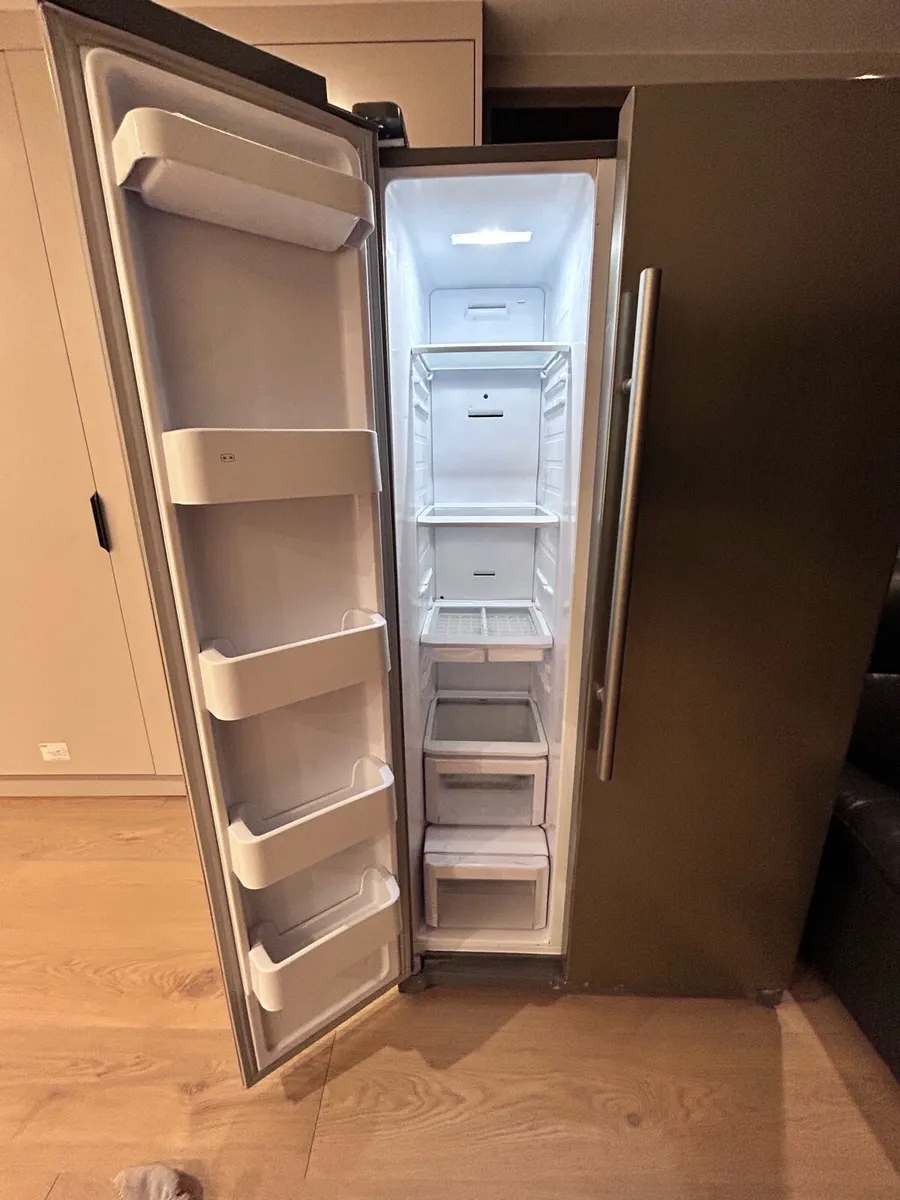 samsung american style fridge freezer - Image 3