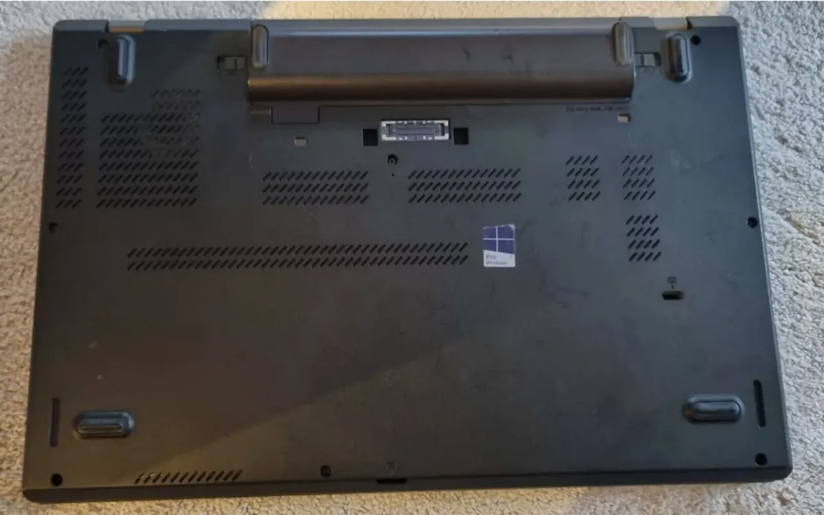 Lenovo ThinkPad P50S 15.6" i7 8GB 256GB GAMING - Image 4