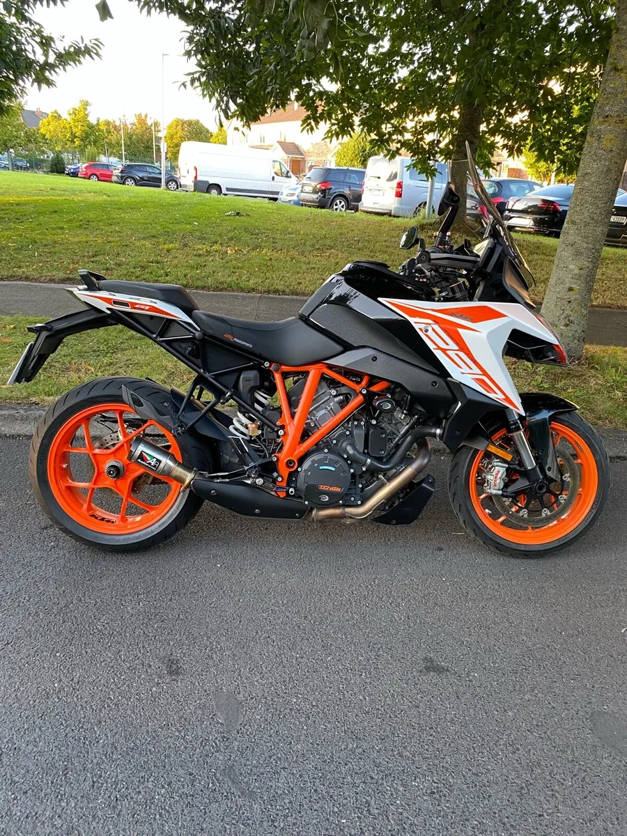 KTM Super Duke GT - Image 4