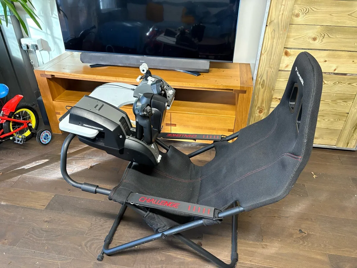 Flight simulator control set up - Image 1