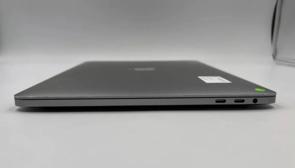 2020 Apple Macbook Pro A2251 13" i7 16GB 512GB SSD - Image 2