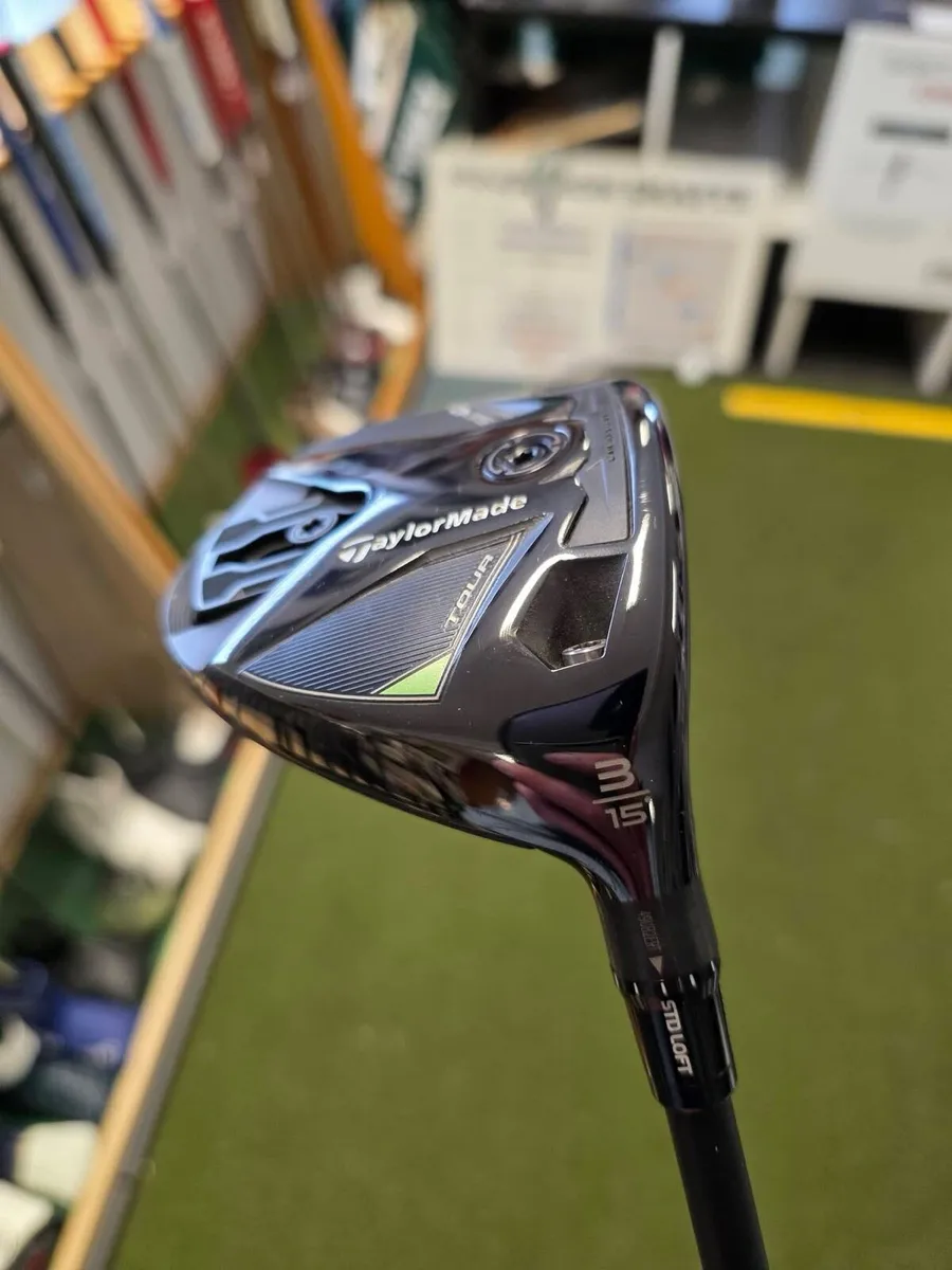 Taylormade Qi35 Tour Titanium 3 Wood - Image 2