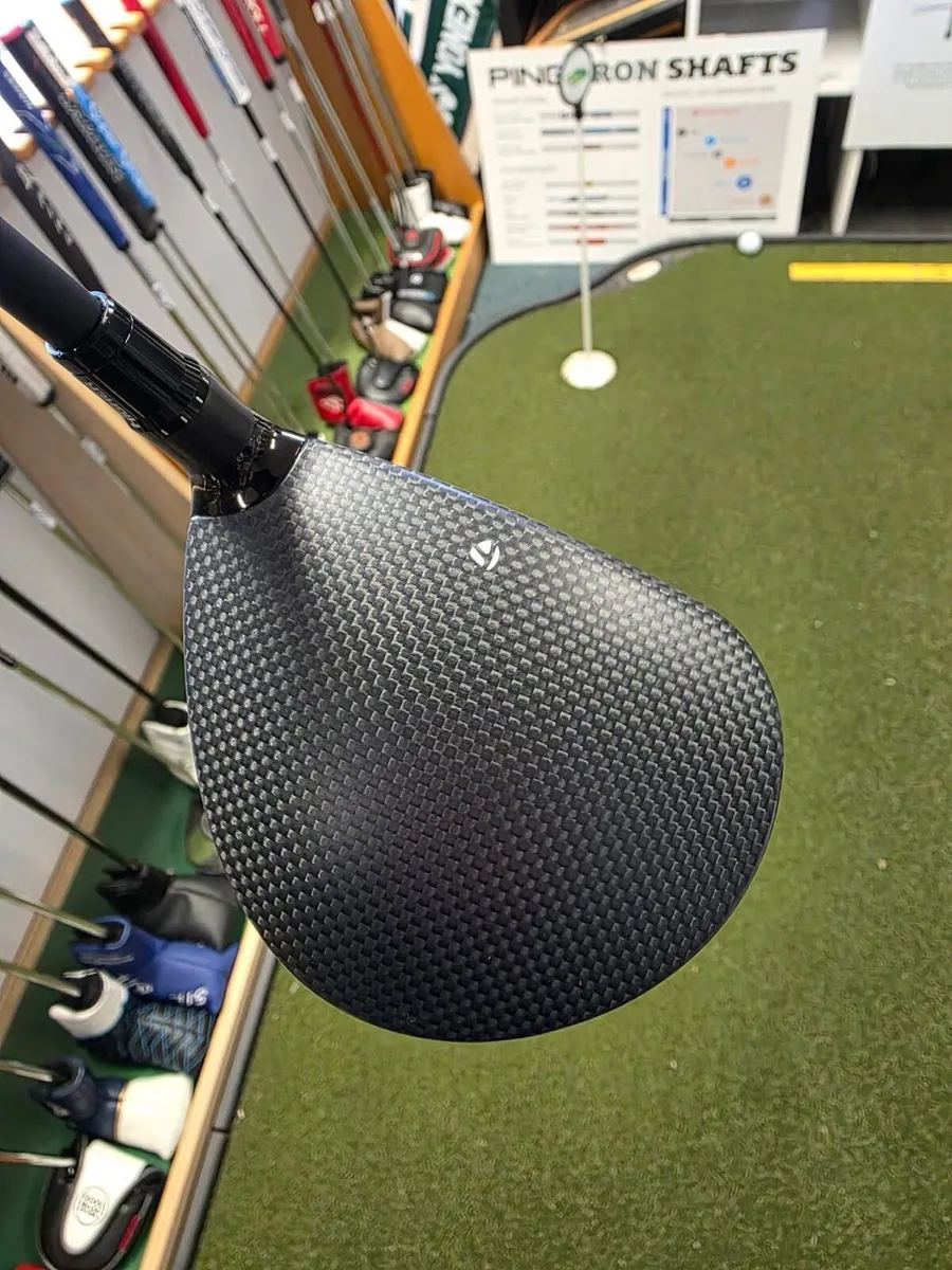 Taylormade Qi35 Tour Titanium 3 Wood - Image 3