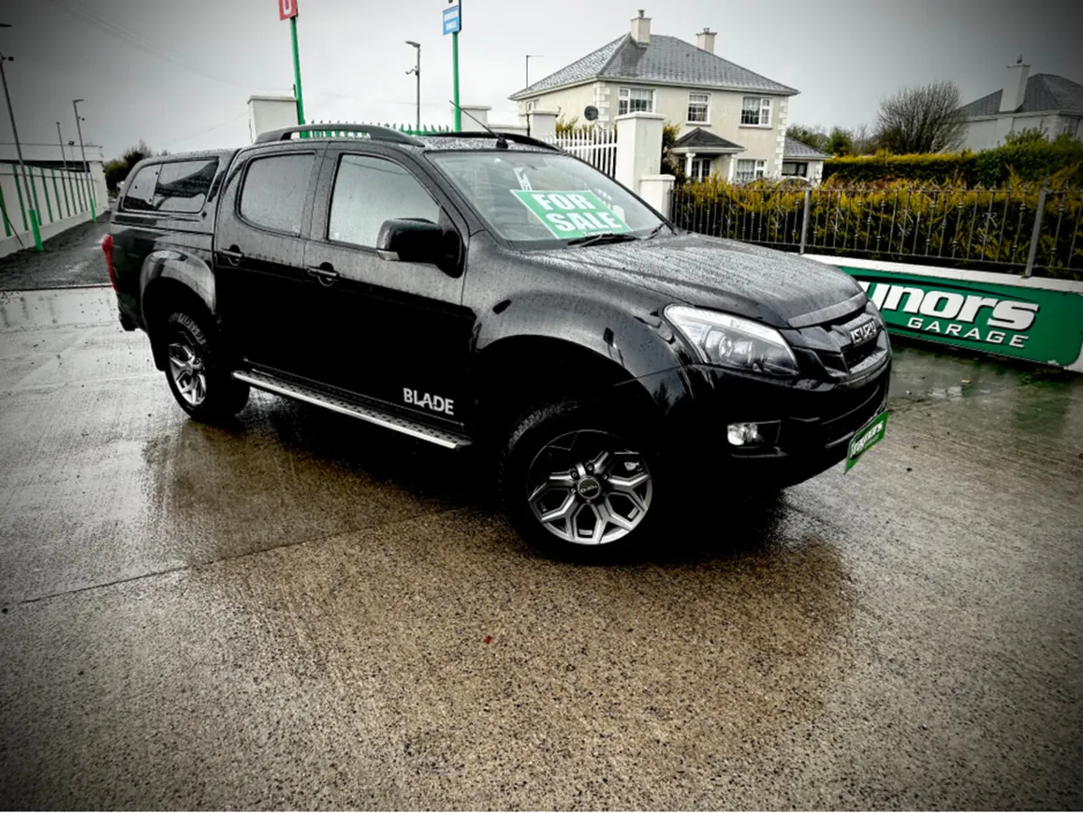 Isuzu D-Max 2.5 CC  BLADE  MODEL {UK SPEC}  4DR 5 - Image 1