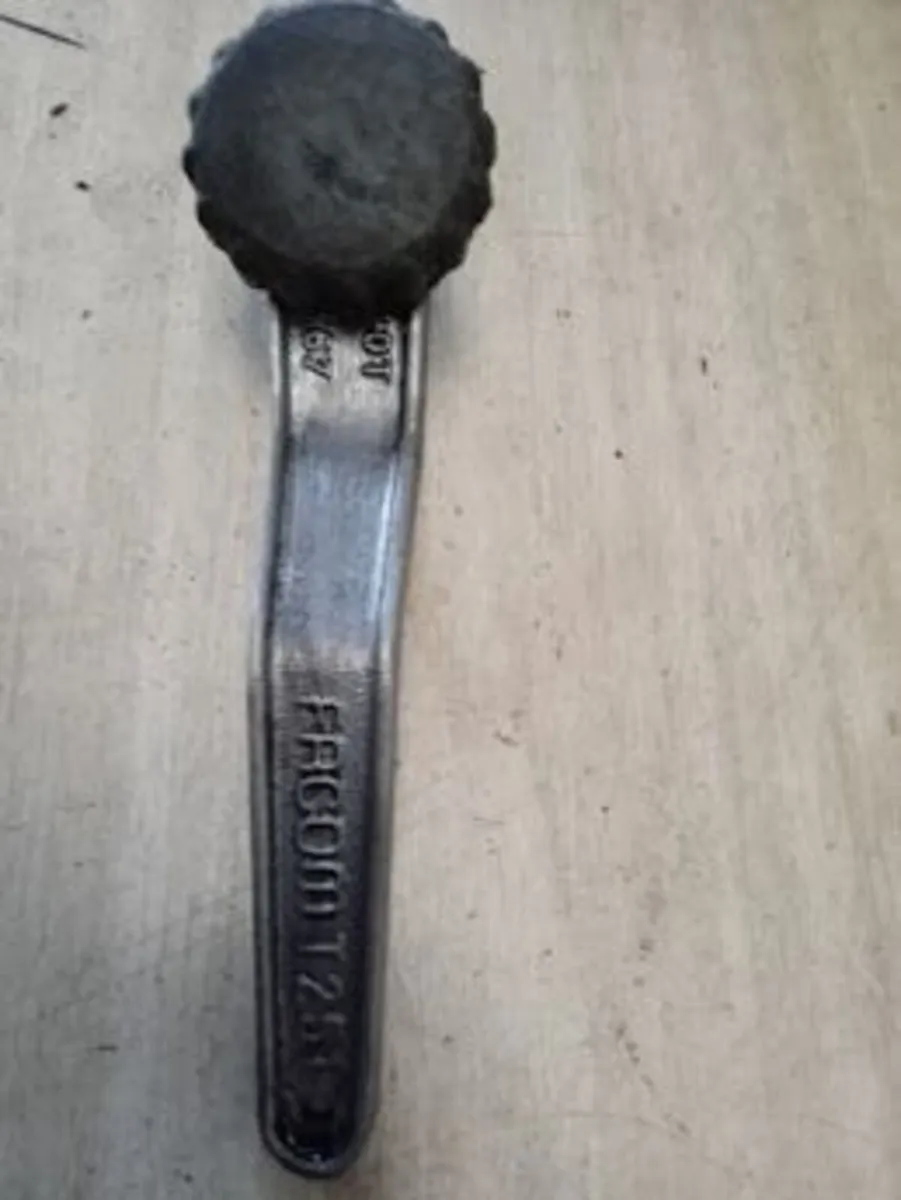 Facom Tappet Adjuster - Image 1