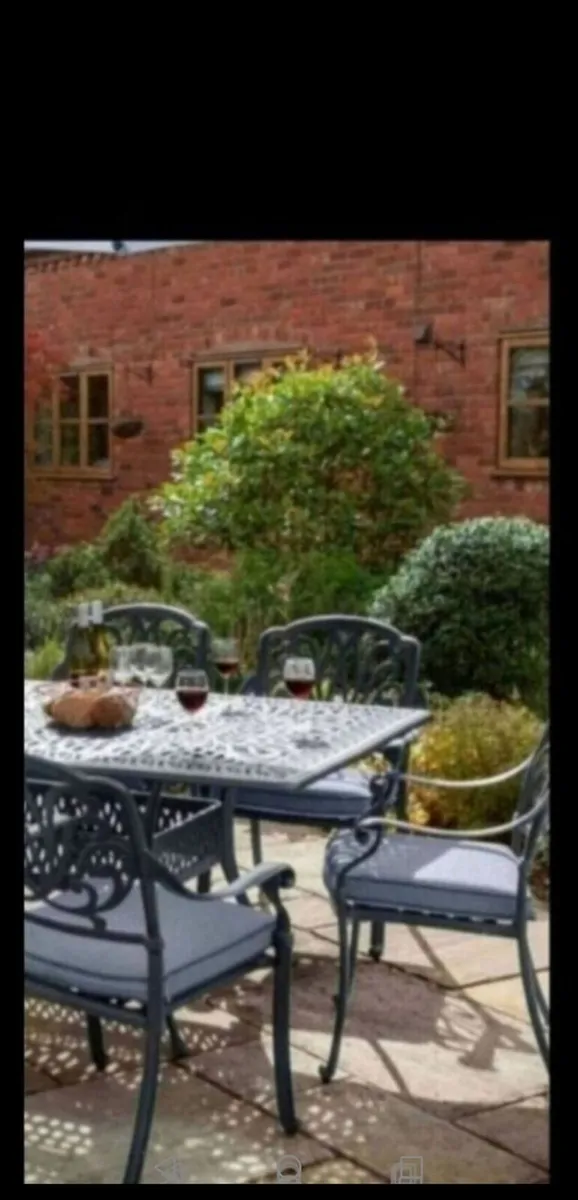 Demo Hartman Antique Grey  Cast Aluminium 8 Seater - Image 2